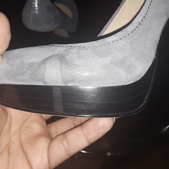 Calvin Klein Kendall Pumps Size 7M - Picture 8 of 8